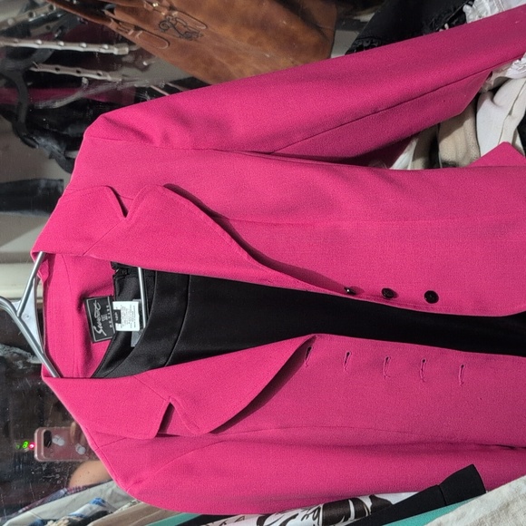 Dress - Picture 1 of 1